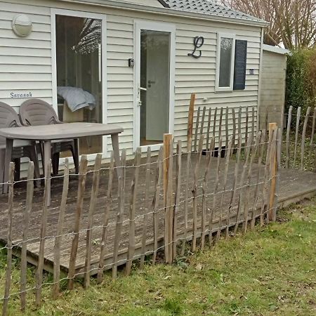 Luxueuze Stacaravan 4Pers Met Terras En Tuintje Бреден Экстерьер фото